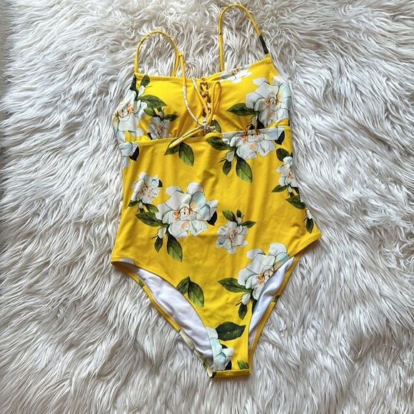 Cupshe Sunny Yellow Floral Print Lace-Up One-Piece Swimsuit Size Medium - Picture 5 of 11